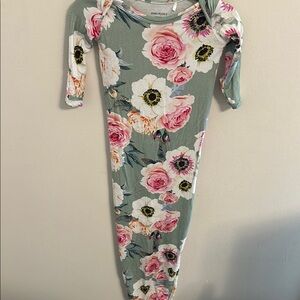 Posh Peanut Bamboo knotted gown 0-3 months